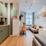 Hochwertiges City-Apartment Am Hansaplatz Daire Berlin