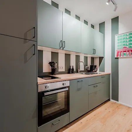 Appartamento Vibrant Micro-apartment - Cozy, & Self Checkin Berlino