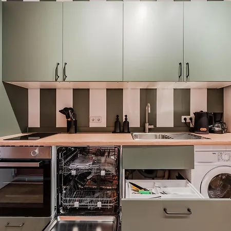 Vibrant Micro-apartment - Cozy, & Self Checkin Appartamento