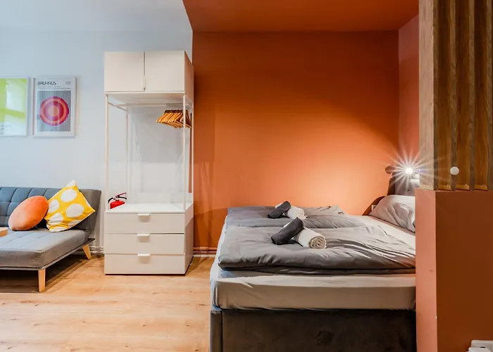 Vibrant Micro-apartment - Cozy, & Self Checkin Διαμέρισμα *